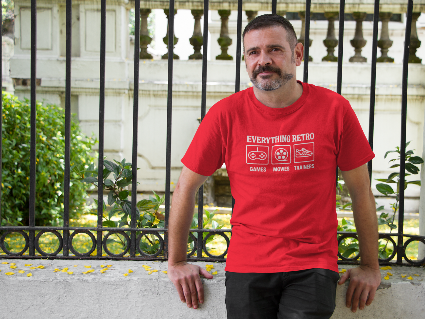 Everything Retro – Premium T-Shirt for Retro & 80s 90s Lovers